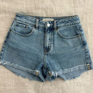 Pacsun Women’s Jean Mom Shorts Size 24